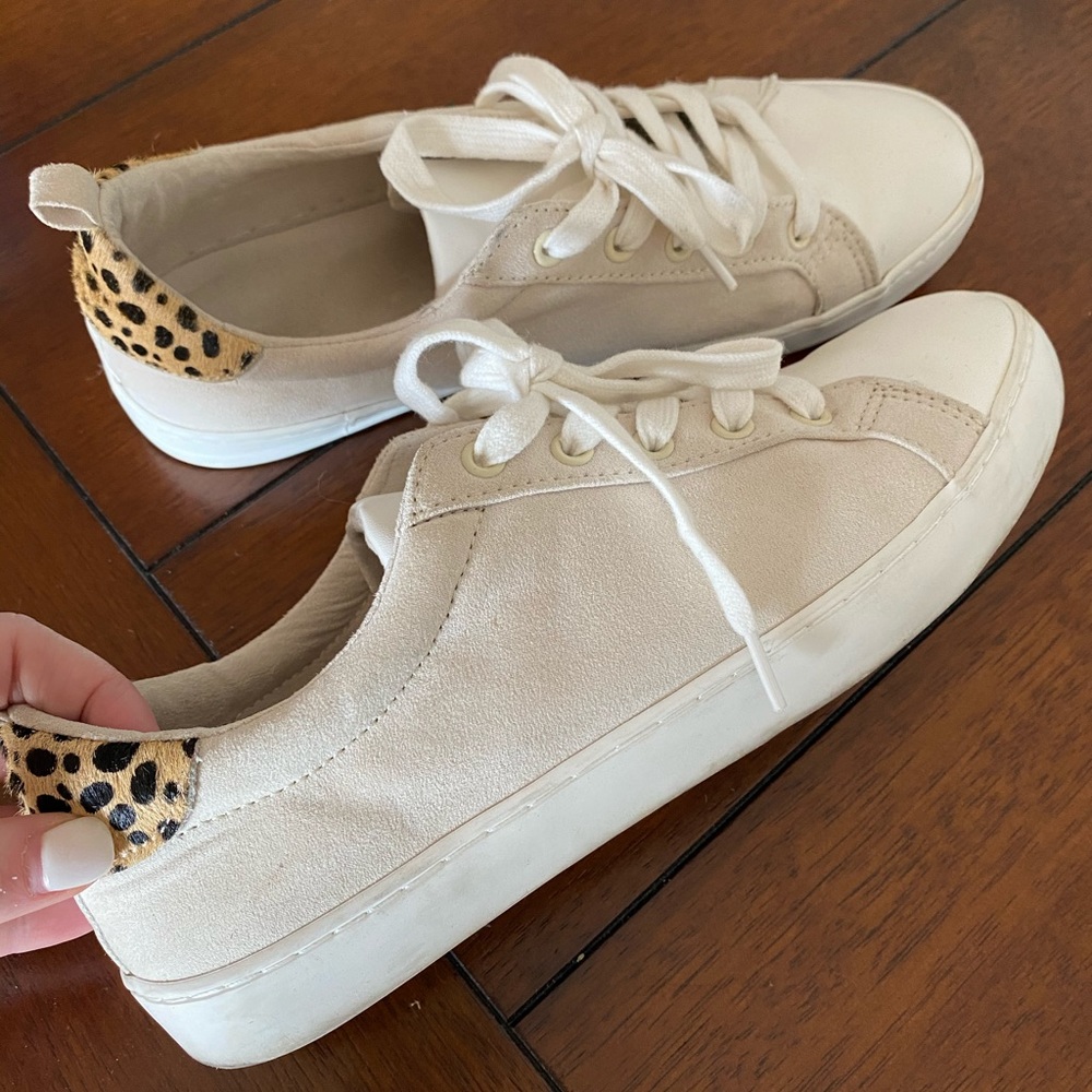 White Sneaker